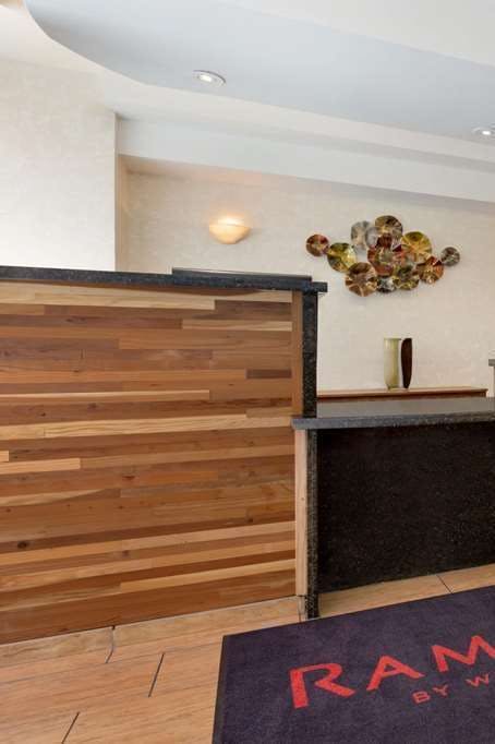 Hotel Ramada by Wyndham Oakland Downtown City Center photo 5