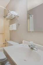 Hotel Super 8 Pella photo 4