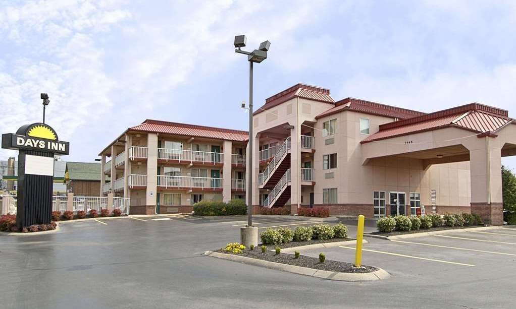 DI Nashville Airport