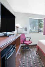 Hotel Super 8 by Wyndham Kent/Akron Area photo 4