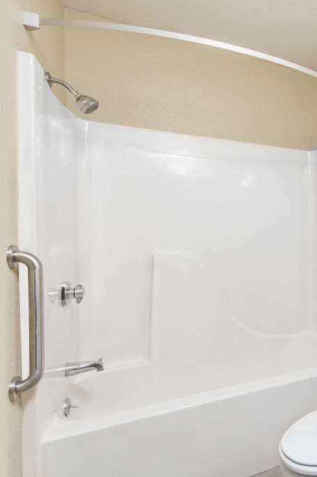 Hotel Super 8 by Wyndham Nixa/Springfield Area photo 3