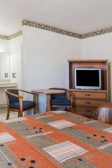 Hotel Travelodge by Wyndham Temple photo 3