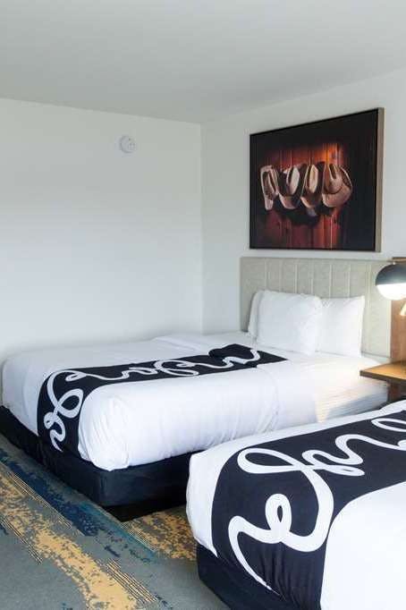 Hotel La Quinta Inn & Suites by Wyndham Pharr RGV Medical Center photo 2