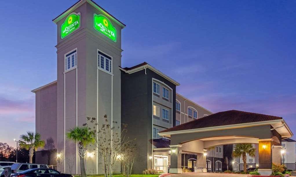 La Quinta Inn & Suites by Wyndham Leesville Ft. Polk