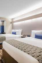 Hotel Microtel Inn & Suites by Wyndham Atlanta/Buckhead Area photo 2