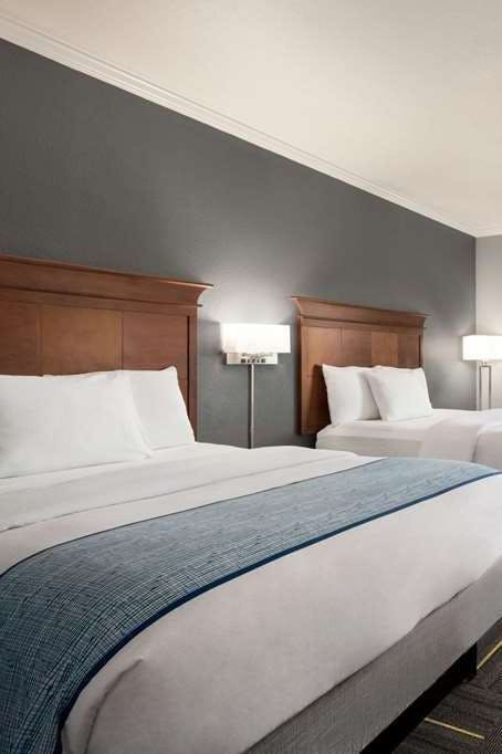 Hotel La Quinta Inn Ste Dublin photo 2