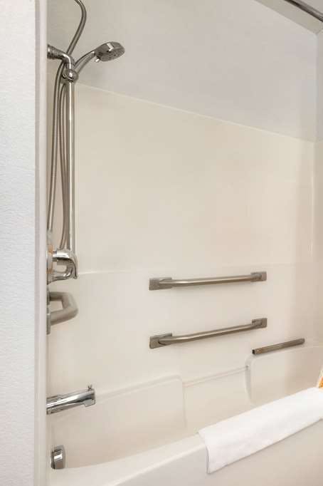 Hotel La Quinta Inn Ste Dublin photo 5