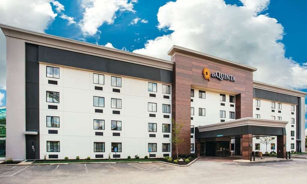 La Quinta Inn & Suites by Wyndham Cincinnati NE - Mason
