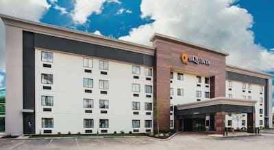 La Quinta Inn & Suites by Wyndham Cincinnati NE - Mason