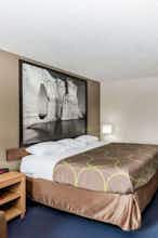 Hotel Super 8 Hays KS photo 1