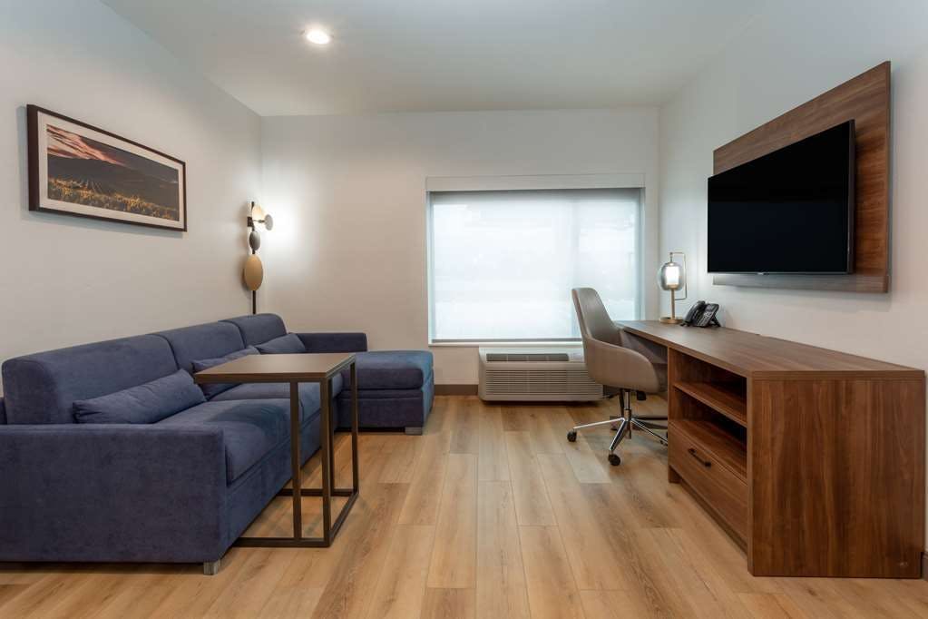 Hotel La Quinta Inn & Suites by Wyndham Galt Lodi North photo 5