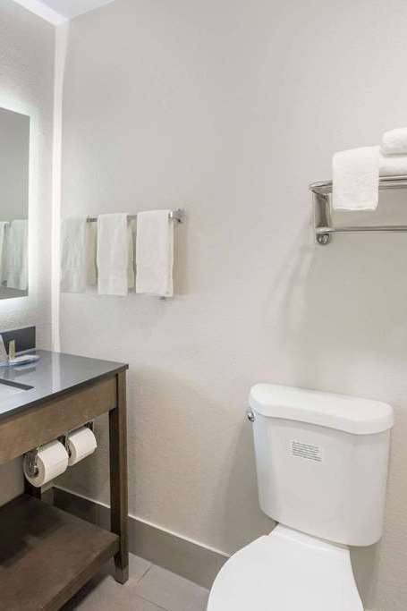 Hotel AA Green Bay Stadium photo 4