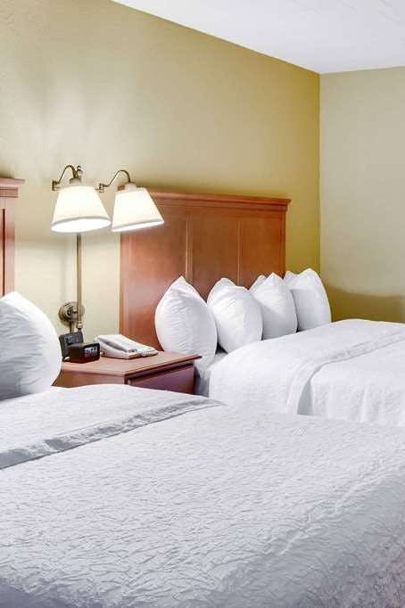 Hotel Wingate Cranberry photo 3