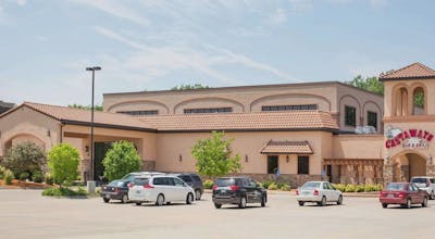 Ramada by Wyndham Des Moines Tropics Resort & Conference Ctr