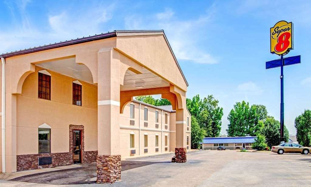Super 8 by Wyndham Forrest City AR