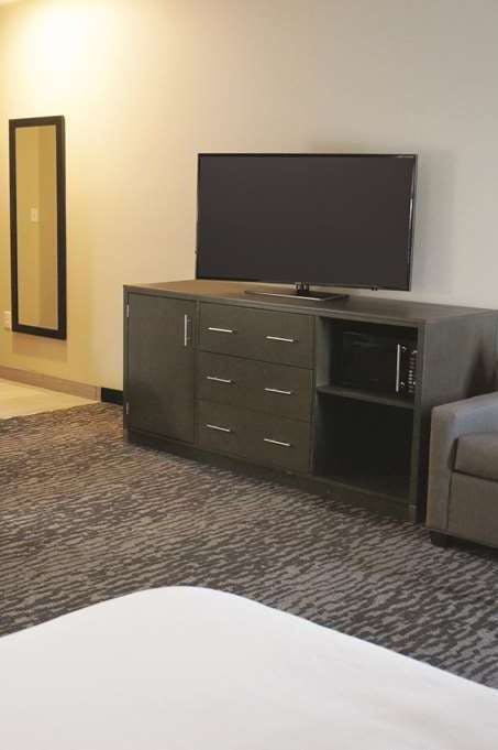 Hotel La Quinta Inn Suites Lookout M photo 4