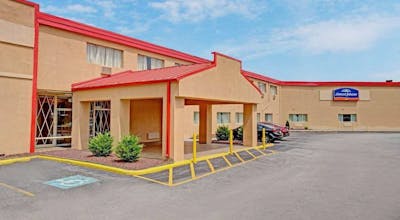 Howard Johnson by Wyndham Pikesville