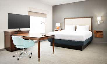 Hotel Hampton Inn & Suites Portland/Hillsboro-Evergreen Park, OR photo 1