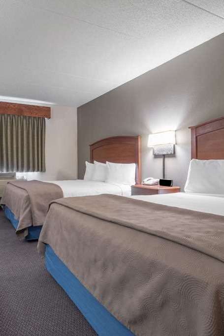 Hotel AmericInn Hutchinson photo 3