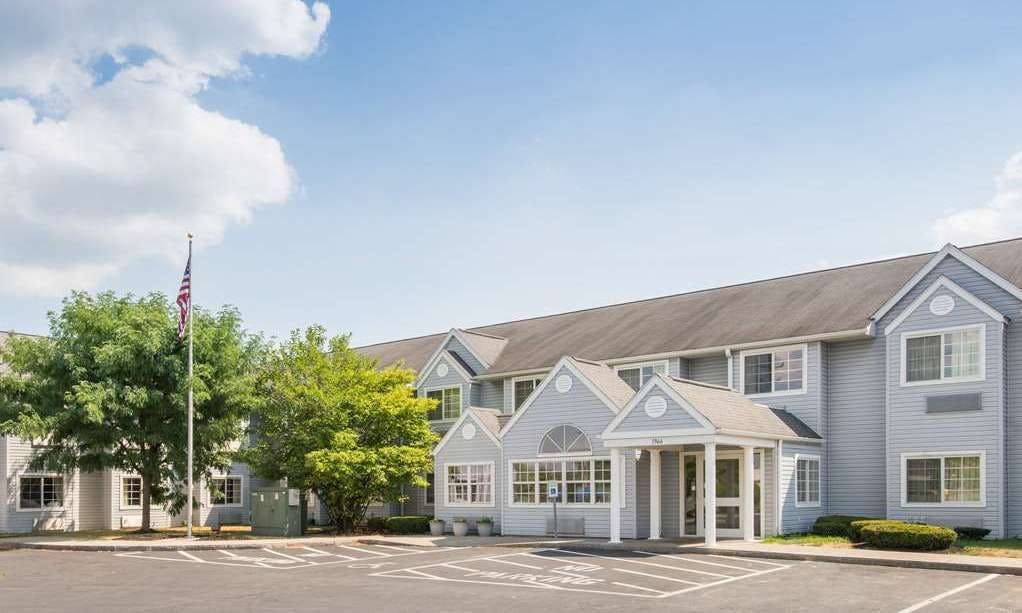 Microtel Inn & Suites by Wyndham Seneca Falls