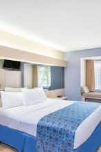 Hotel Microtel Seneca Falls photo 2