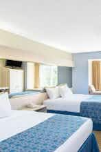 Hotel Microtel Seneca Falls photo 1