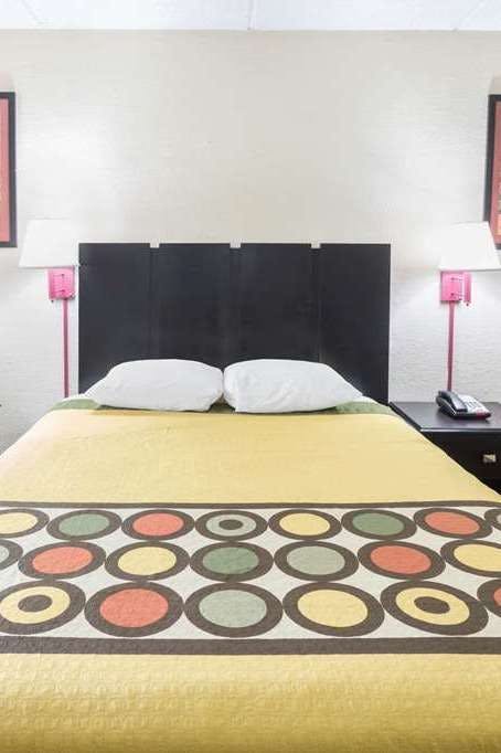 Hotel Super 8 by Wyndham Decatur/Lithonia/Atl Area photo 1