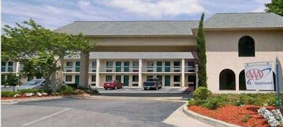 Days Inn Lexington Columbia