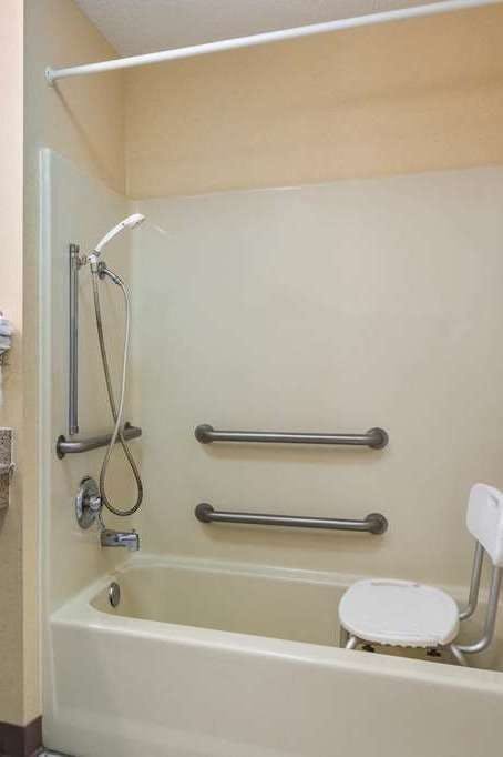 Hotel Baymont by Wyndham Easley/Greenville photo 5