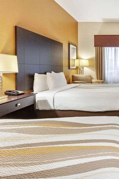 Hotel La Quinta Inn & Suites by Wyndham South Bend photo 2