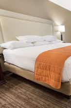 Hotel Drury Inn and Suites Greensboro photo 2