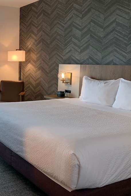 Hotel La Quinta Inn & Suites by Wyndham Santa Rosa Sonoma photo 1