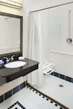 Hotel Fairfield Inn & Suites San Antonio SeaWorld/Westover Hills photo 5