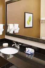 Hotel Fairfield Inn & Suites San Antonio SeaWorld/Westover Hills photo 4