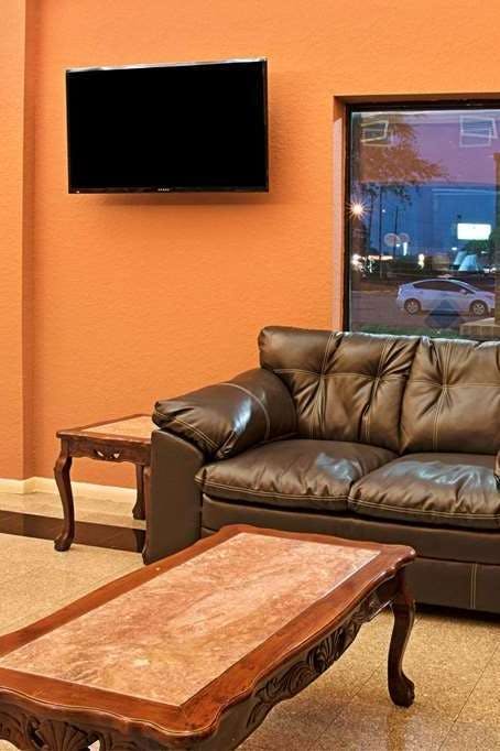 Hotel Super 8 by Wyndham Houston/Brookhollow NW photo 4