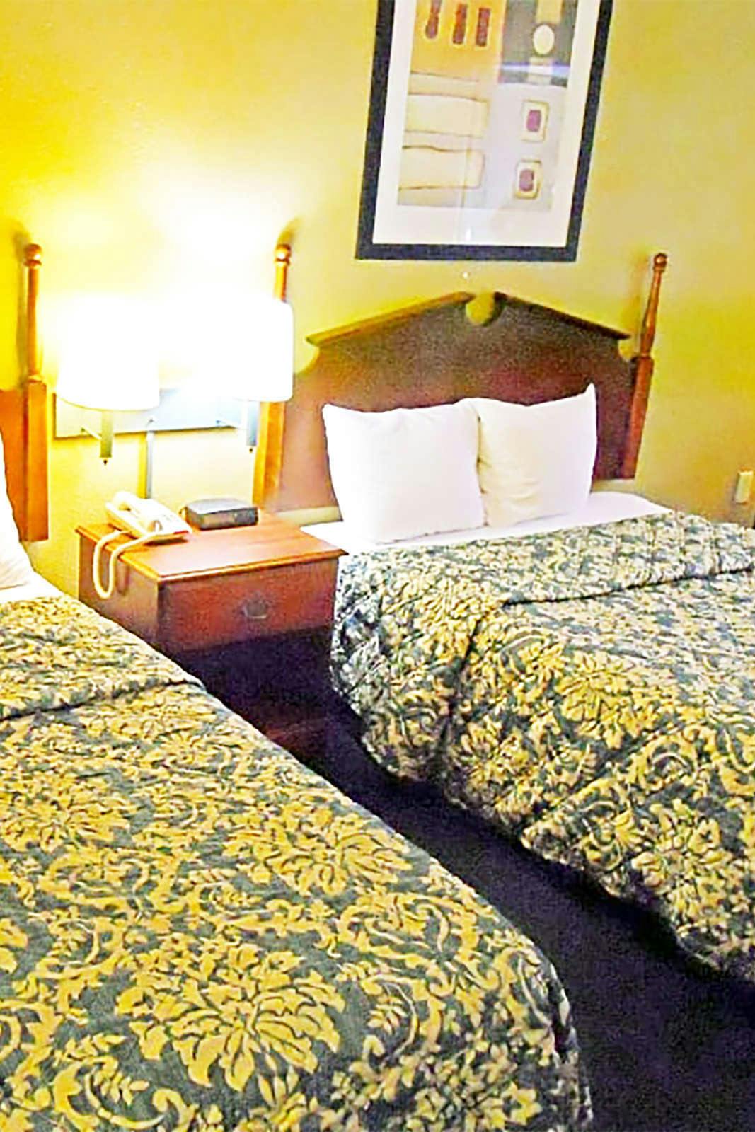 Hotel Country Hearth Inns And Suites Dawson photo 2