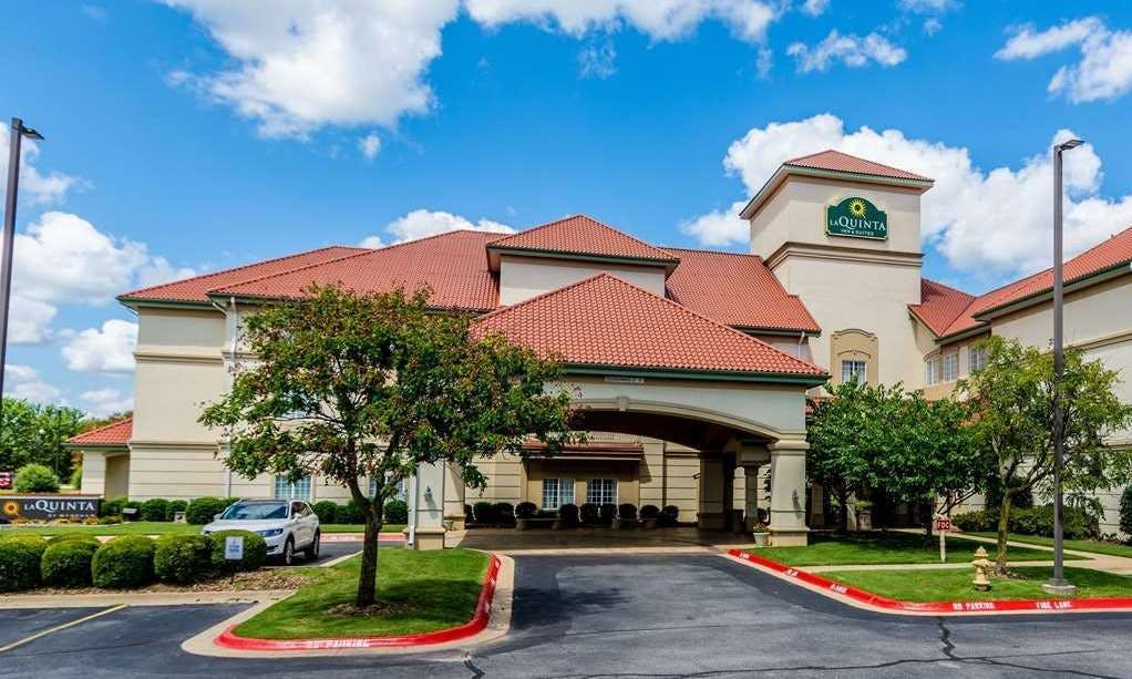 La Quinta Inn & Suites by Wyndham Bentonville
