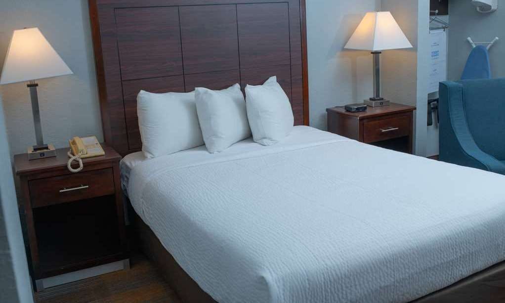 AmericInn by Wyndham Madison WI