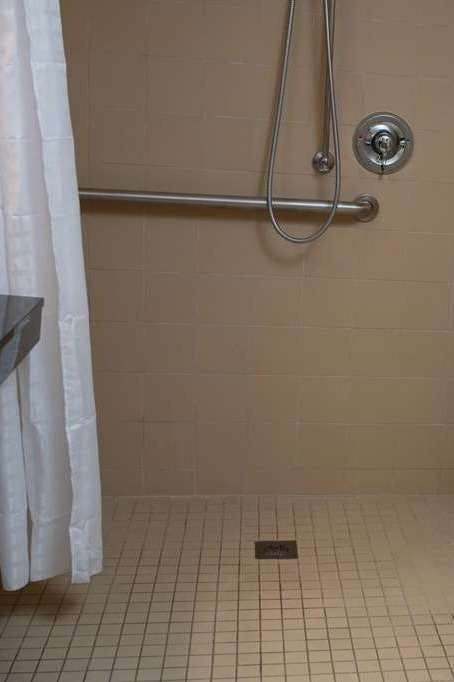 Hotel AmericInn by Wyndham Madison WI photo 4