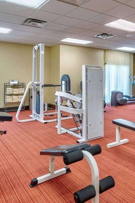 Hotel WY Garden Kansas City Airport photo 4