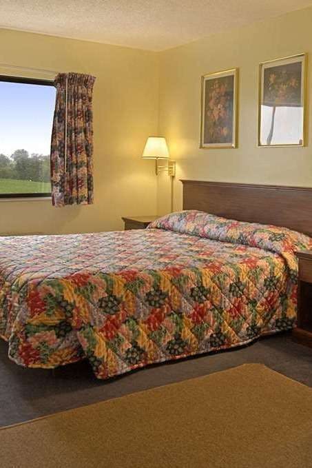 Hotel Ramada Limited Mount Sterling photo 1