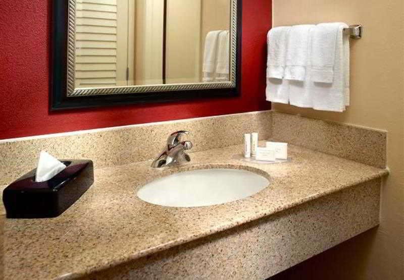 Hotel Courtyard by Marriott - Atlanta Executive Park/Emory photo 1