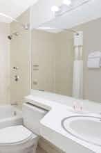 Hotel Howard Johnson Vero Beach Dtn photo 5