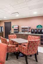 Hotel Wingate by Wyndham Regina photo 5