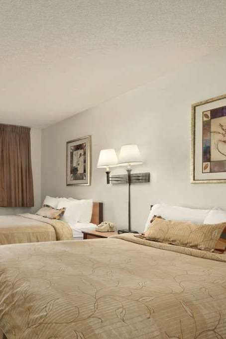 Hotel Days Inn by Wyndham Willmar photo 2