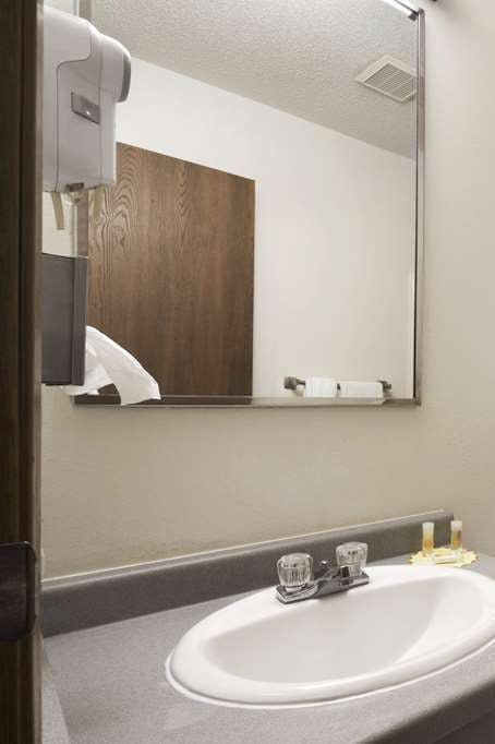 Hotel Days Inn by Wyndham Willmar photo 4