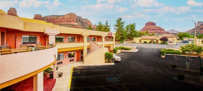 Wildflower Inn at Bell Rock