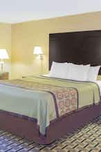 Hotel Days Inn by Wyndham Andalusia photo 1