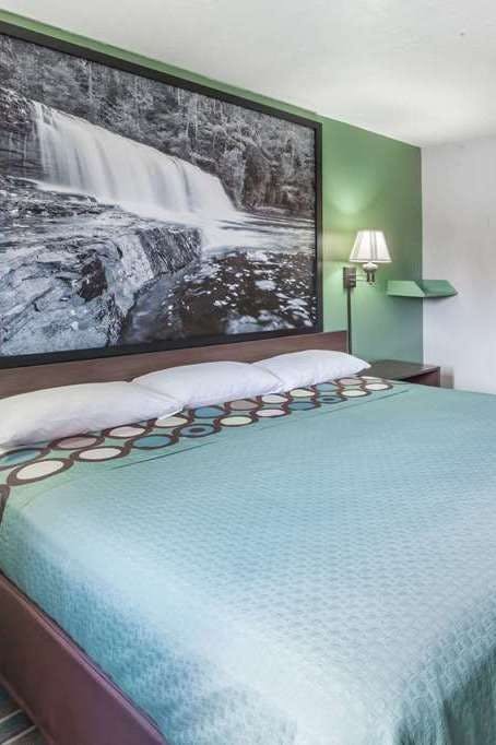 Hotel Super 8 by Wyndham Chickasha photo 2