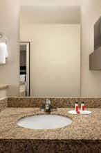 Hotel Baymont Wellington photo 5